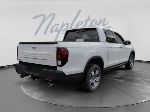 Platinum White Pearl 2026 Honda Ridgeline RTL