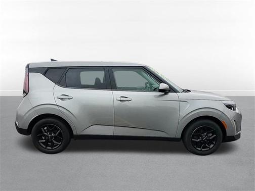 2023 Kia Soul S