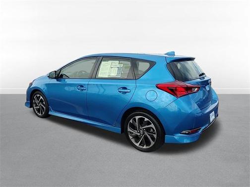 2016 Scion iM Base