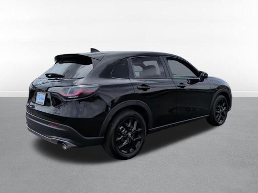 Deep Ocean Pearl 2024 Honda HR-V AWD Sport