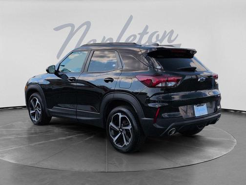 Mosaic Black Metallic 2022 Chevrolet Trailblazer RS