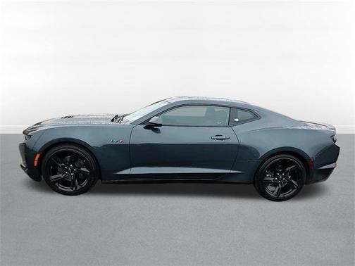 2022 Chevrolet Camaro RWD Coupe LT1