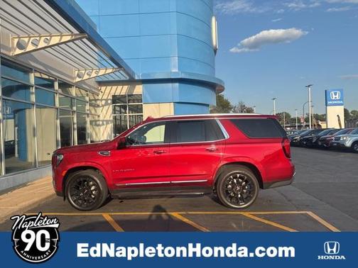 2023 GMC Yukon SLT