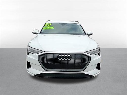 2022 Audi e-tron Premium