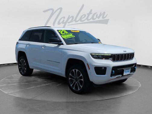 Bright White Clearcoat 2023 Jeep Grand Cherokee 4xe Overland