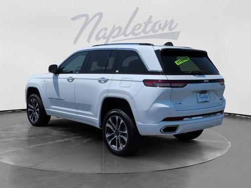Bright White Clearcoat 2023 Jeep Grand Cherokee 4xe Overland