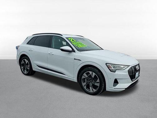 2021 Audi e-tron Premium