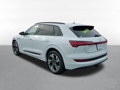 2021 Audi e-tron Premium