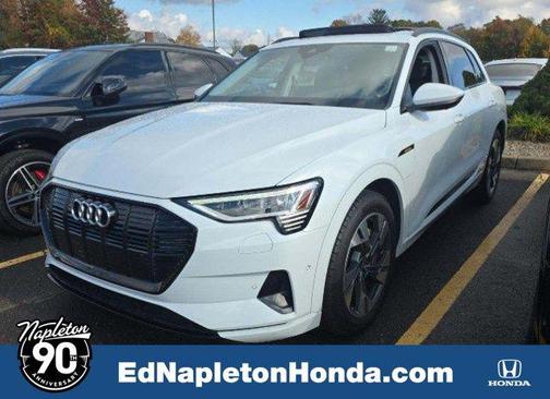 2021 Audi e-tron Premium