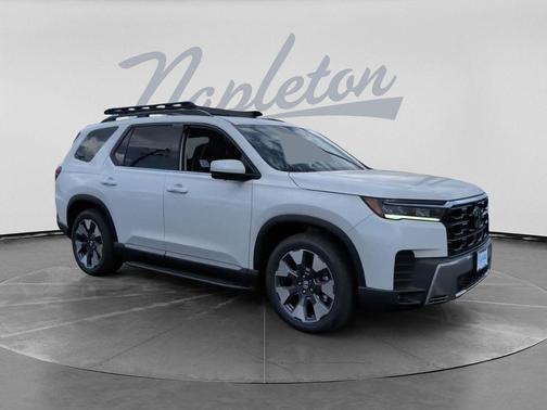 Platinum White Pearl 2026 Honda Pilot Elite