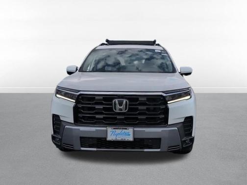 Platinum White Pearl 2026 Honda Pilot Elite