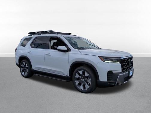 Platinum White Pearl 2026 Honda Pilot Elite