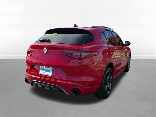 2022 Alfa Romeo Stelvio Ti