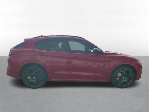 2022 Alfa Romeo Stelvio Ti