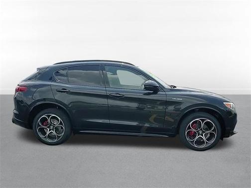 2022 Alfa Romeo Stelvio Ti