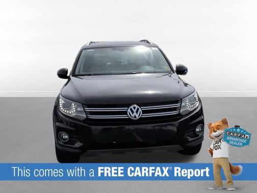 Deep Black 2017 Volkswagen Tiguan 2.0T SEL