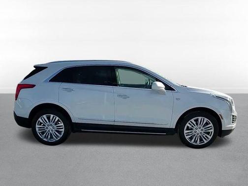 2017 Cadillac XT5 Premium Luxury