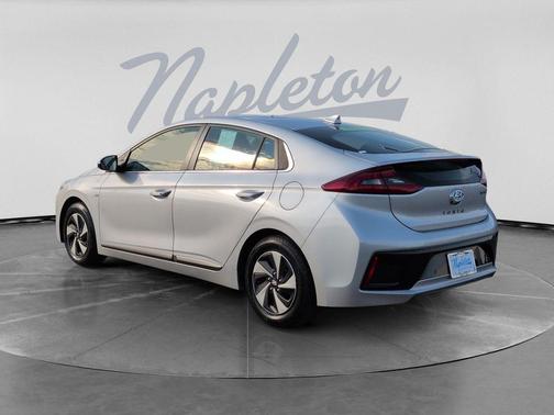 Symphony Air Silver 2017 Hyundai IONIQ Hybrid SEL