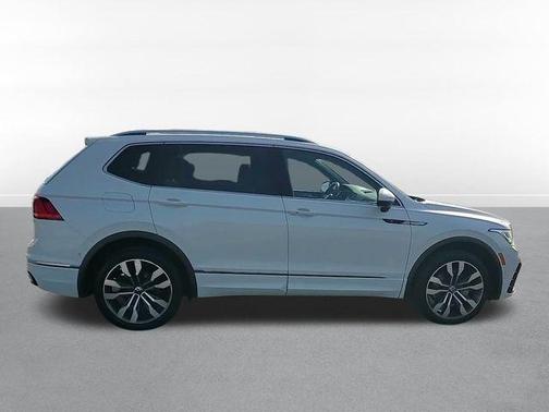 2022 Volkswagen Tiguan 2.0T SEL R-Line 4MOTION