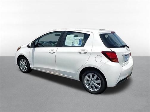 2015 Toyota Yaris LE