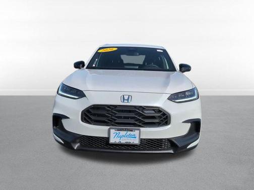 Platinum White Pearl 2026 Honda HR-V AWD Sport