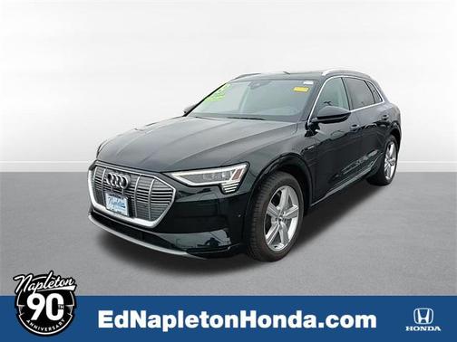 2019 Audi e-tron Premium Plus