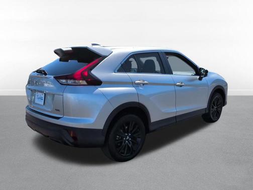 Alloy Silver Metallic 2023 Mitsubishi Eclipse Cross LE
