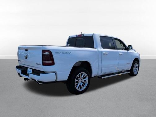 Bright White Clearcoat 2023 RAM 1500 Laramie