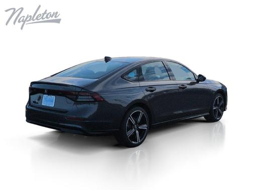Meteorite Gray Metallic 2026 Honda Accord SE
