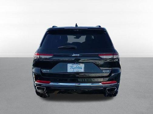 2022 Jeep Grand Cherokee Overland