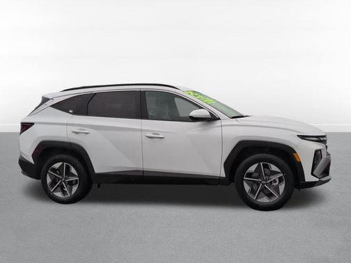 Serenity White Pearl 2025 Hyundai TUCSON SEL