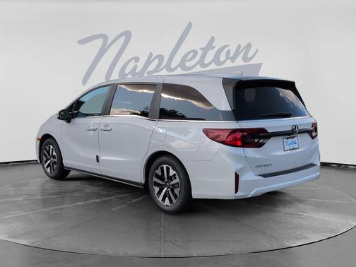 Platinum White Pearl 2026 Honda Odyssey EX-L