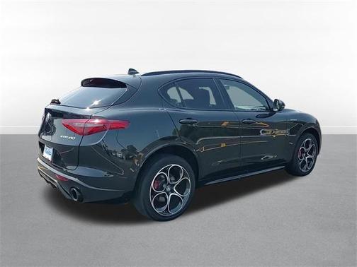 2022 Alfa Romeo Stelvio Ti