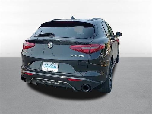 2022 Alfa Romeo Stelvio Ti