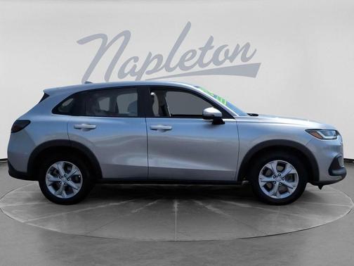Lunar Silver Metallic 2024 Honda HR-V LX
