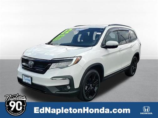 2022 Honda Pilot AWD Black Edition