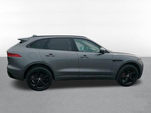2019 Jaguar F-PACE S