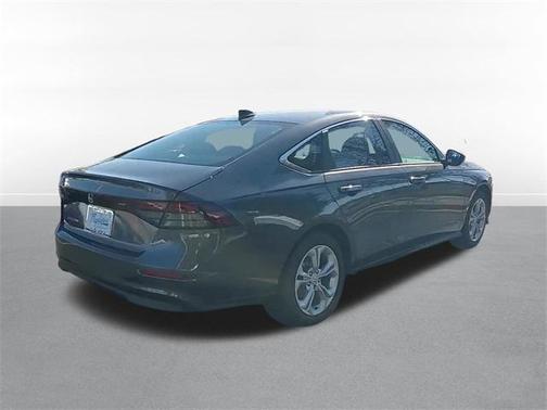 2025 Honda Accord LX 1.5T