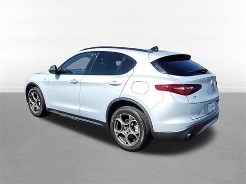 2022 Alfa Romeo Stelvio Ti