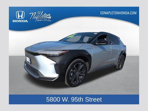 Elemental Silver Metallic w/Black Roof 2023 Toyota bZ4X Limited