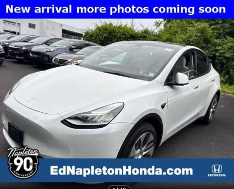 2022 Tesla Model Y Long Range Dual Motor All-Wheel Drive