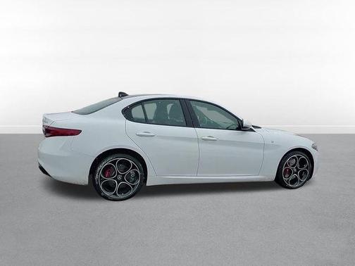 2023 Alfa Romeo Giulia Ti