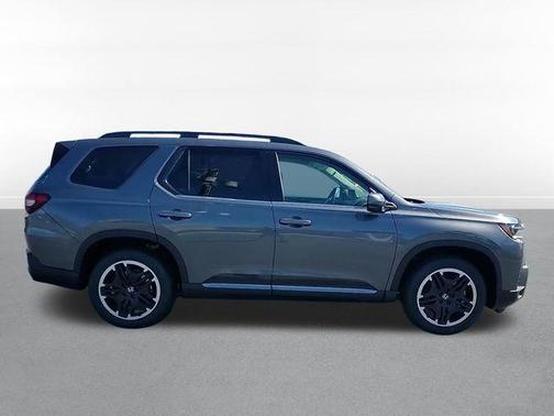 2026 Honda Pilot Touring 8-Passenger