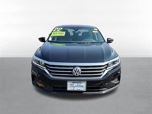 2022 Volkswagen Passat 2.0T SE