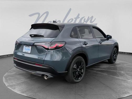 Misty Green Pearl 2027 Honda HR-V Sport
