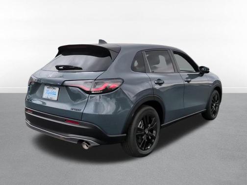 Misty Green Pearl 2027 Honda HR-V Sport