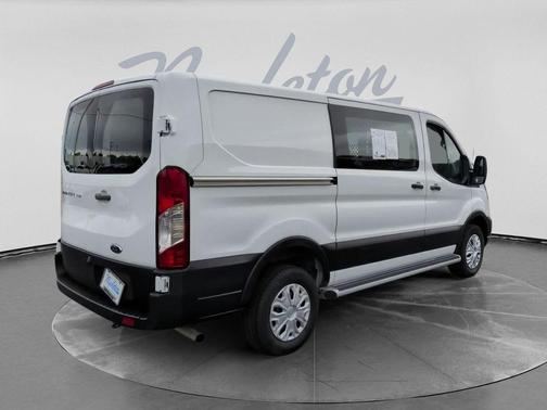 Oxford White 2024 Ford Transit-250 Base