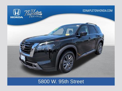 Super Black 2025 Nissan Pathfinder SV FWD