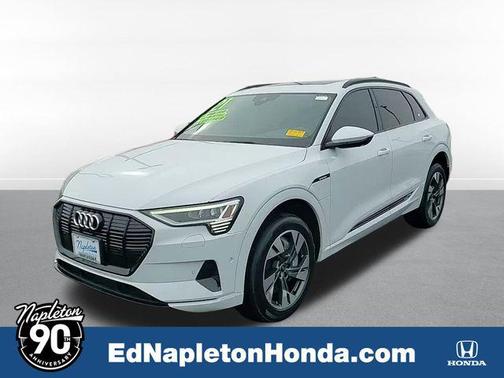 2021 Audi e-tron Premium