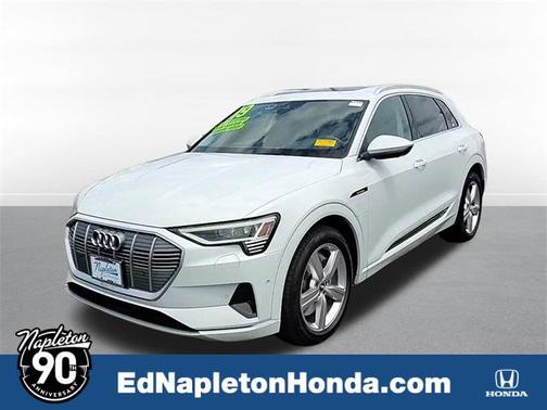 2019 Audi e-tron Premium Plus